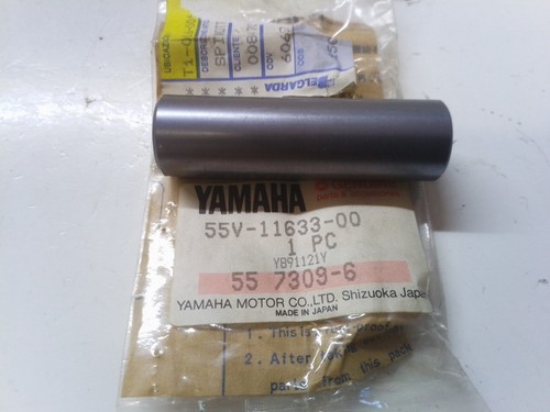 Yamaha 350 piston pin - piston,