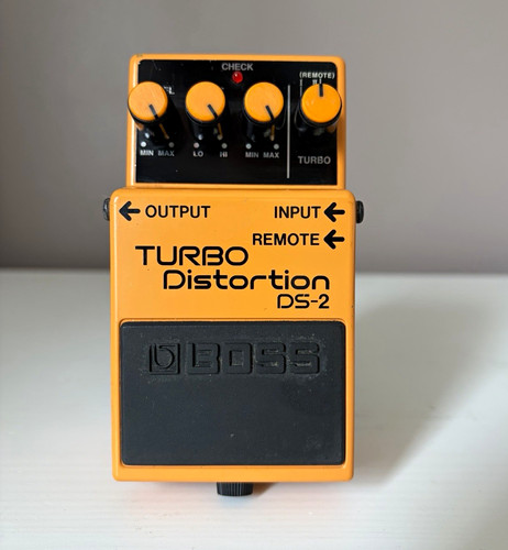 Boss turbo distortion - ds-2,
