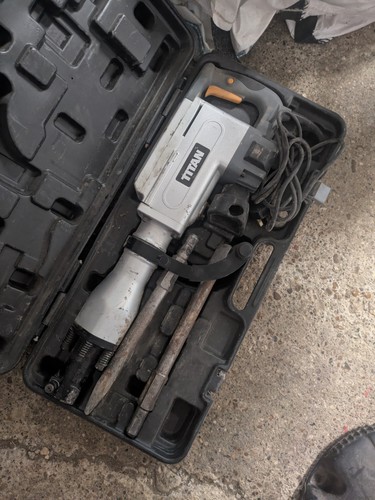 Titan ttb811drh 4kg - ttb811drh, 16.4kg