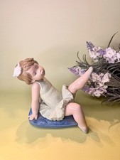 Lladro Figurine "Little Ballet Girl" Ballerina  #5108 Retired