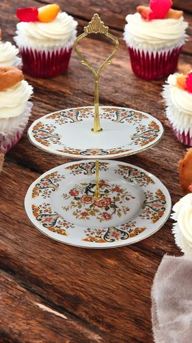 Colclough royal tier - 2,