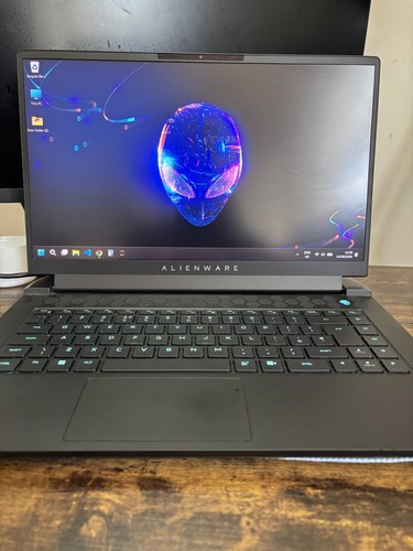 Alienware gaming laptop m15 - alienware,