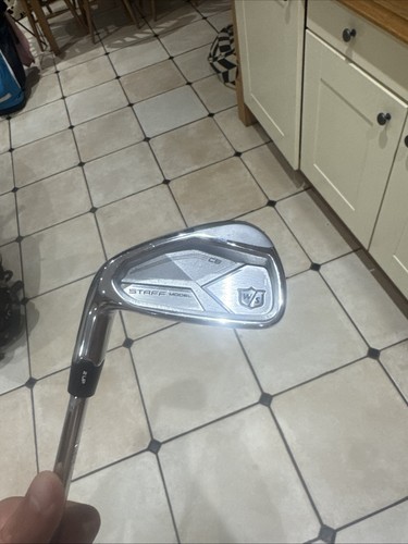 Wilson staff model left - staff,