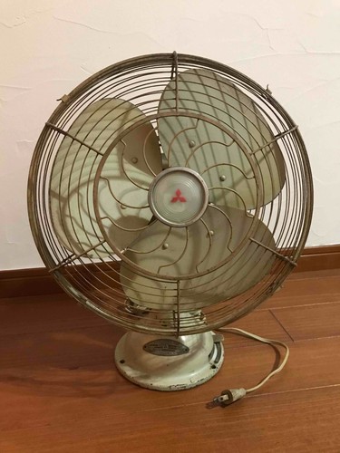 Old mitsubishi electoric - old,