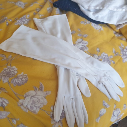 Vtg 60s 70s off white - white, ivory