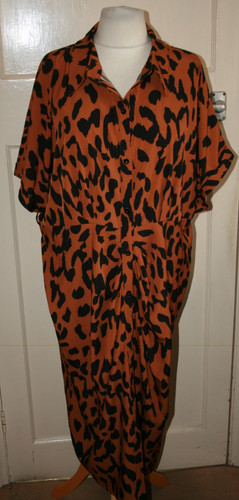 Bnwot size tan - bnwot, black