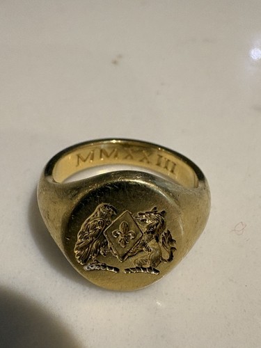 Rebus 18ct yellow gold - gold, oxford
