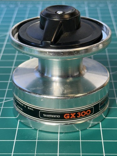 Shimano 300 fishing - gx, reel