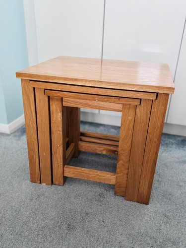 Nest oak tables - light,