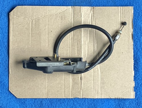 Yamaha tdm900 2003 - yamaha, latch