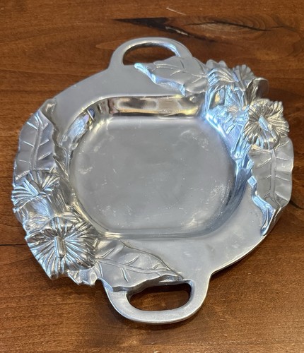 Genuine pewter round handled - genuine,