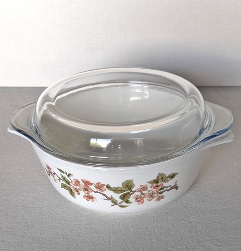 Vintage pyrex casserole - vintage,