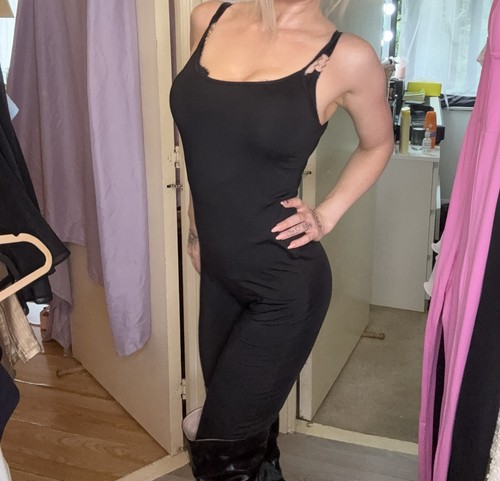 Women black strappy - black,