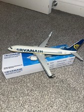 RYANAIR LIVERY BOEING  737-800
