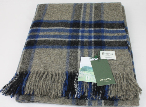 Bronte moon blue - by,