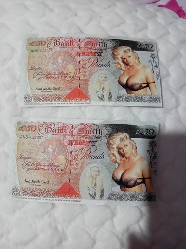 Anna nicole smith - £50, novelty