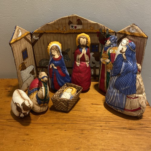 Vtg handmade fabric nativity - handmade,
