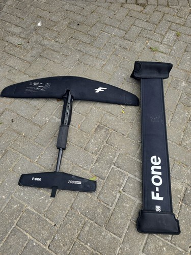 One sk8 1050 foil - sk8, and