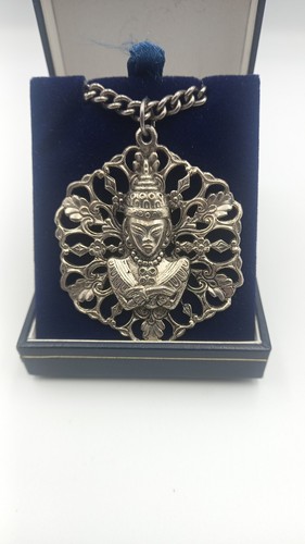 Vintage silver tone buddha - tone,