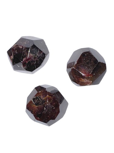 Almandine garnet tumbled - almandine,