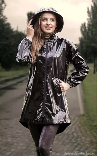 Women pvc shiny leather hooded - shiny,