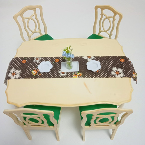 Vintage sindy dining table - vintage,