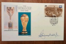 1986 1966 WORLD CUP WINNER  FOOTBALL COVER SIGNED BY BOBBY MOORE West Ham FDC