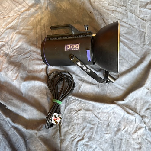 Courtenay solapro 300 - courtenay, studio