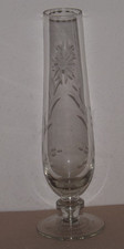 Elegant etched glass floral