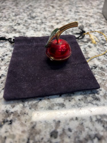 Estee lauder red cherry - lauder,