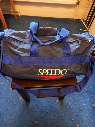Vintage speedo duffel bag - speedo,
