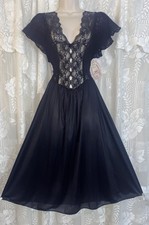 VTG NWT L Black Soft Stretch