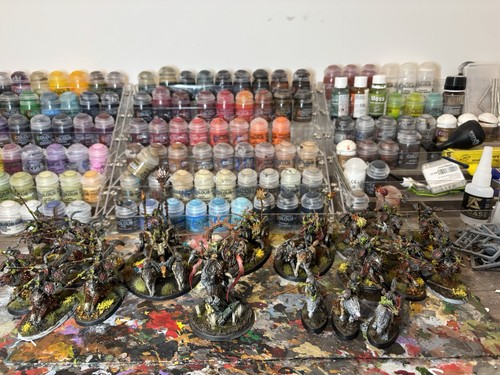 Trolls and wolves - trolls,