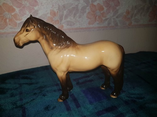 Beswick dunn highland - beswick,