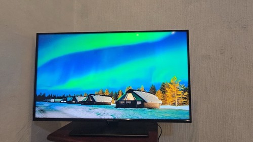 Panasonic smart tv - 43”,