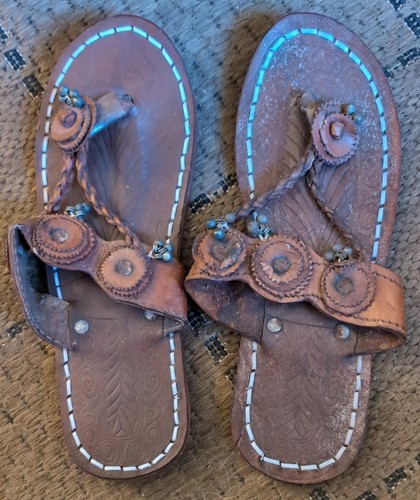 Women kolhapuri leather - women's,