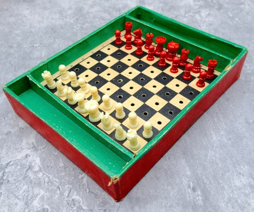 Vintage travel chess set - set, 1950s