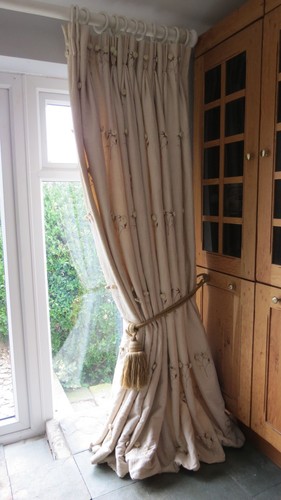 Fabulous embroidered floral - embroidered,