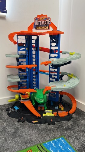 Hot wheels city ultimate - hot,