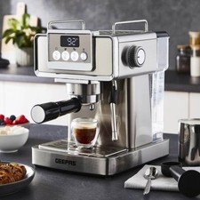 GEEPAS 20 Bar Espresso Coffee Machine Milk Frother Cappuccino Stainless Steel