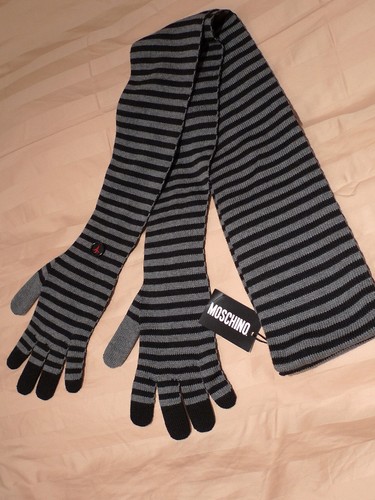 Moschino rare unique - rare, wool