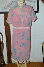 1940's style vintage crepe tea
