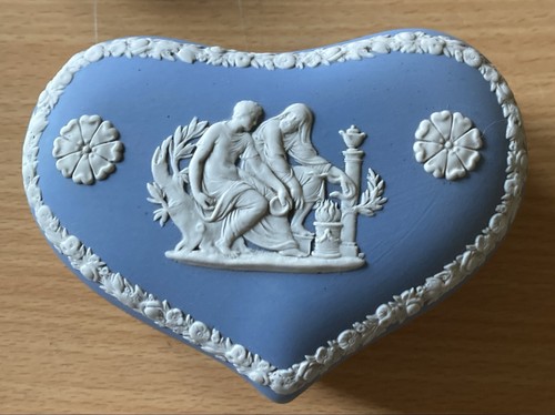 Wedgwood blue jasperware heart - wedgwood,
