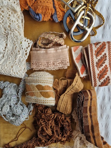 Craft bundle vintage fabrics
