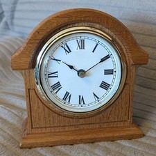 Vintage Mantel Clock - Battery
