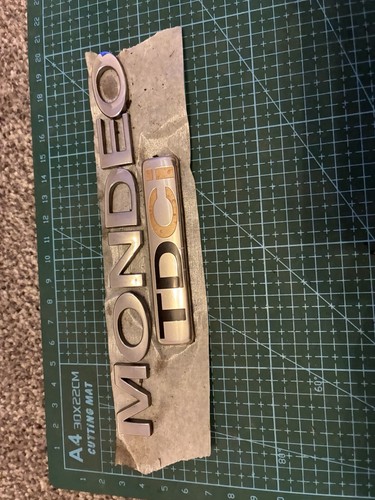 Ford mondeo tailgate badge - ford,