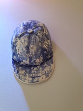 Fine art ceramic Cap Limited