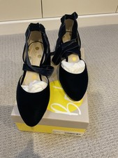 Boden Shoe Womens Size 6 Navy