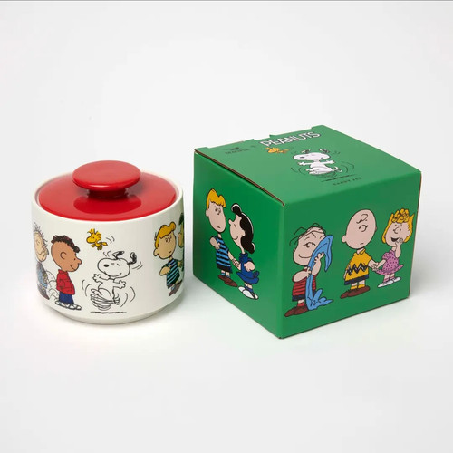 Peanuts snoopy and gang candy - peanuts,