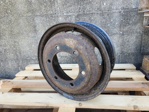 Mercedes 609d 709d wheel - 609d,